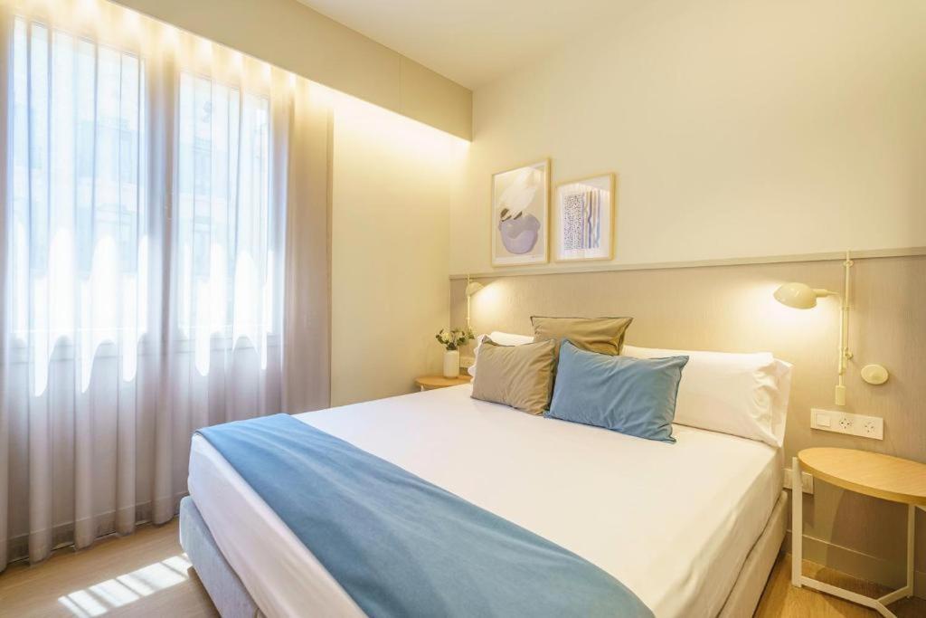 Fisa Rentals Ramblas Apartments Barcelona Exteriér fotografie